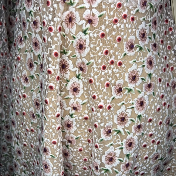 Tularosa | NWT Tess Mini Dress Embroidered Floral Size Small - Picture 8 of 15